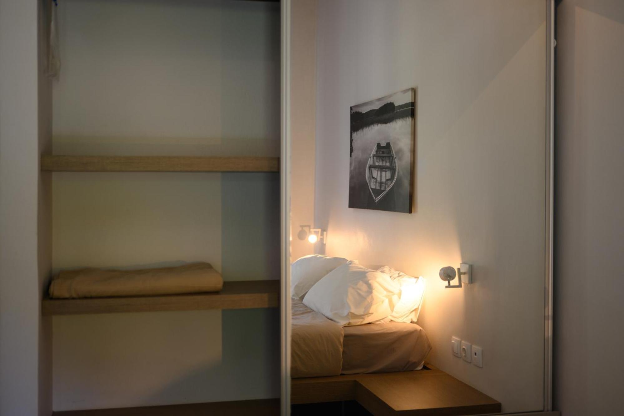 בניטסס Orange Grove Suites מראה חיצוני תמונה